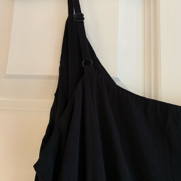 NWT ASOS Curve Size 14 black long dress, adjustable straps, button details - Picture 4 of 8
